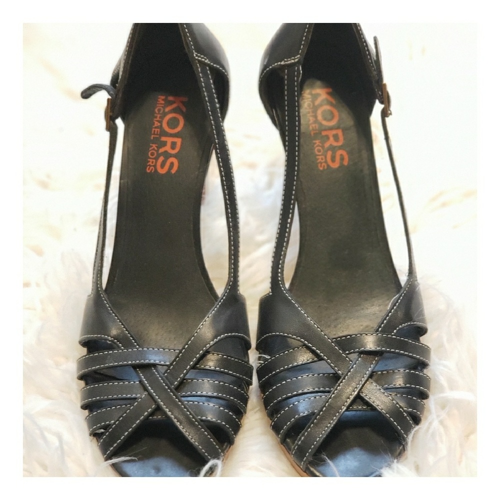 Michael Kors Vintage Navy Dress Sandals • 9.5M